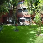 El Pino Apart