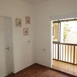 Lo de Piti. Excelente ubicacion, calido y luminoso