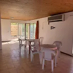 Hostel La Embajada