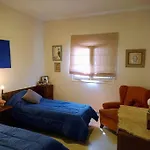 La Casa De La Puerta Azul