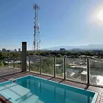 Hermoso Departamento Centrico Con Estacionamiento.