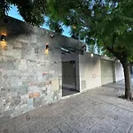 Orfila Apart 1