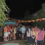 All In Mendoza Monkey Hostel