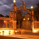 Del Parque Apartments