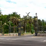 Del Parque Apartments
