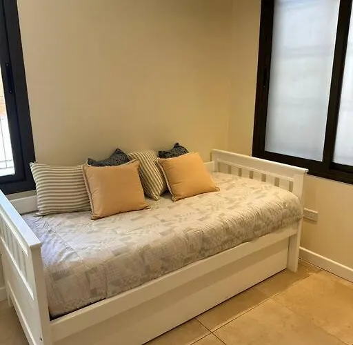 Lomas Apartments
