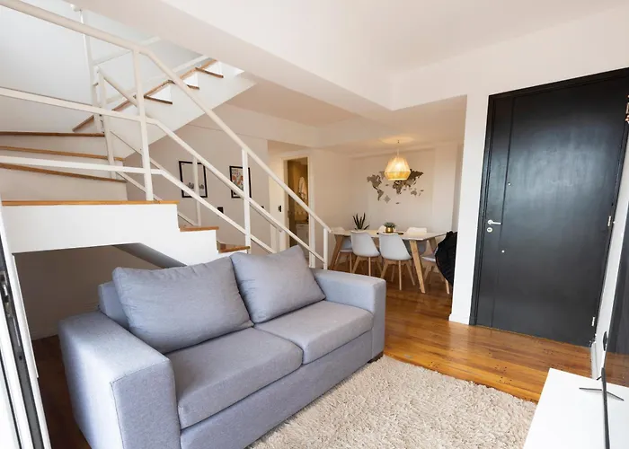 Hermoso Duplex En Capital Con Vistas A La Cordillera