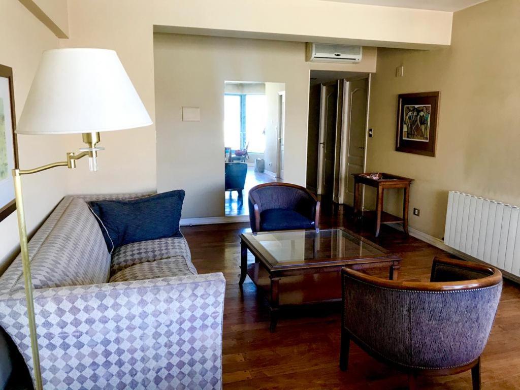 Apartamento Lujoso Departamento En Inmejorable Zona En Con Vista A La Montaña *