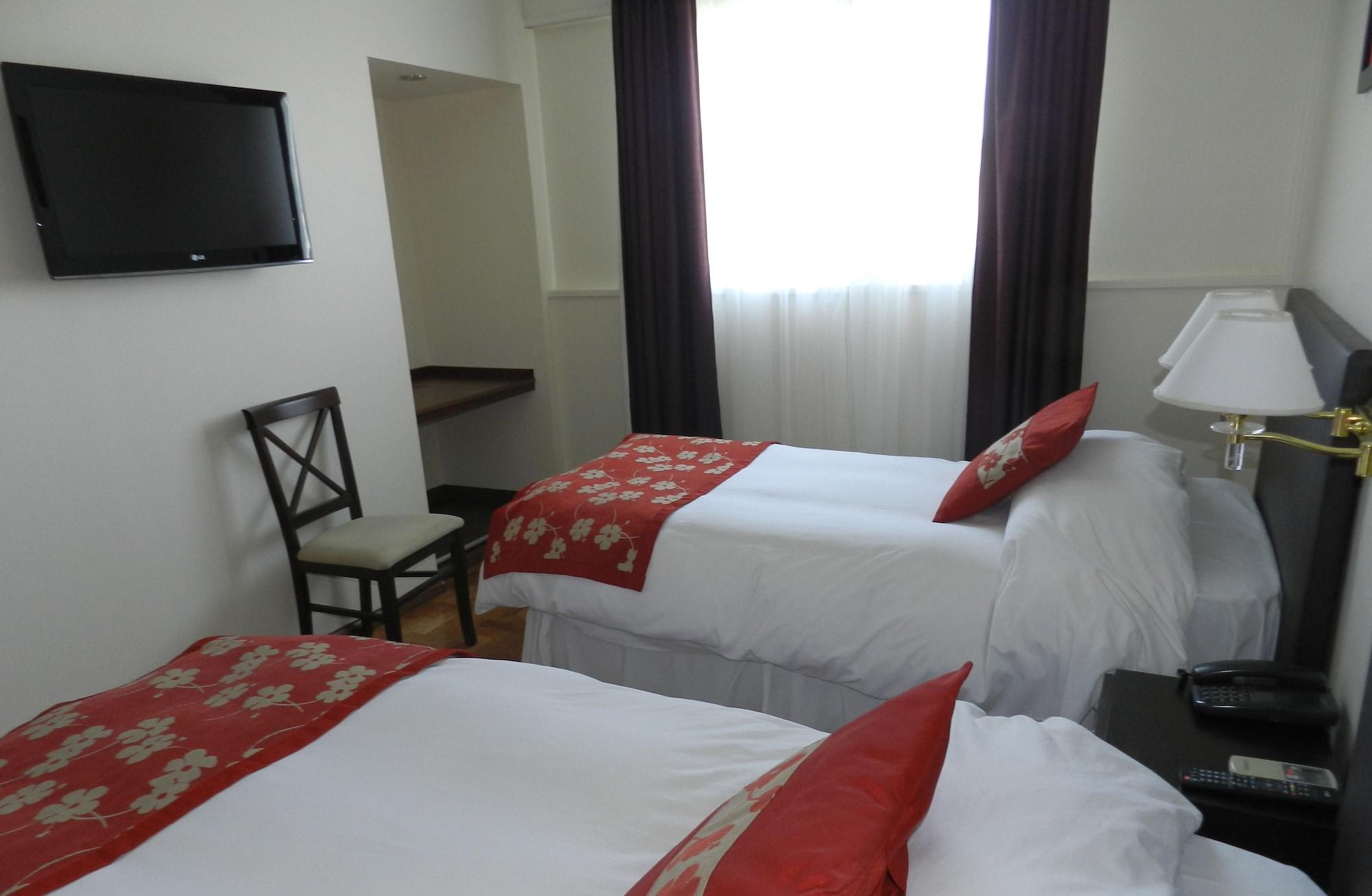 Hotel Mendoza 3*
