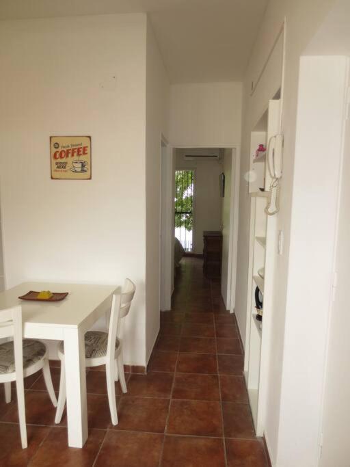 Lo De Piti. Excelente Ubicacion, Calido Y Luminoso Apartamento Mendoza