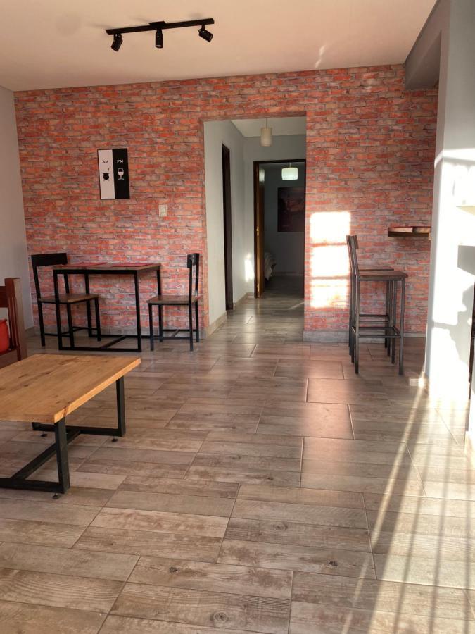 Mza Wine 2 -next To Aristides- * Mendoza