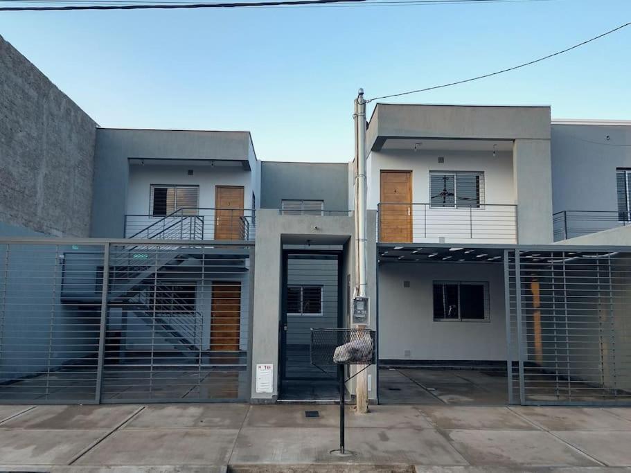 Apartamento Hermoso Departamento Con Cochera Incluida *