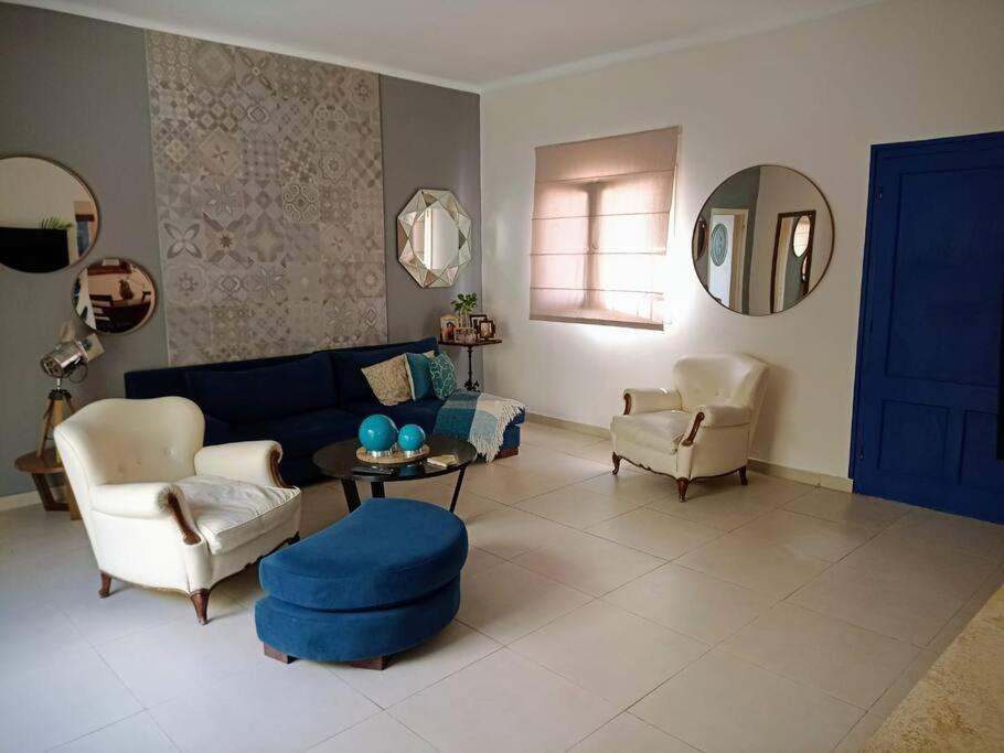 La Casa De La Puerta Azul Villa