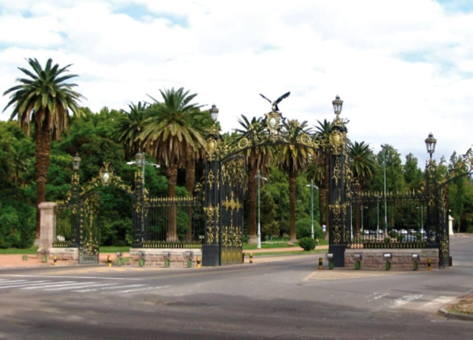 Casa Velvet, En La Mejor Zona Residencial