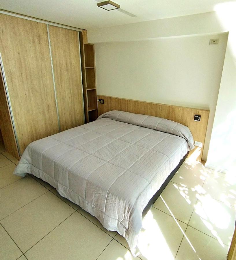 New & Lovely In Center Apartamento