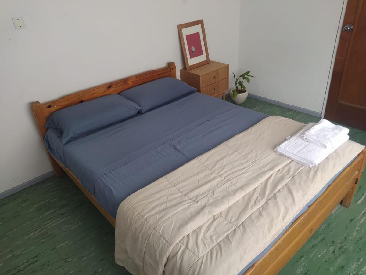 Con Bano Compartido En Departamento Mid Century Modern Mendoza