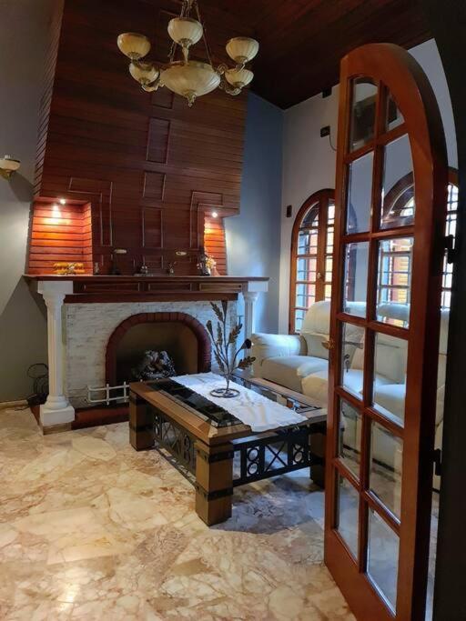 Agradable Casa En El Corazon De Mendoza. Villa *