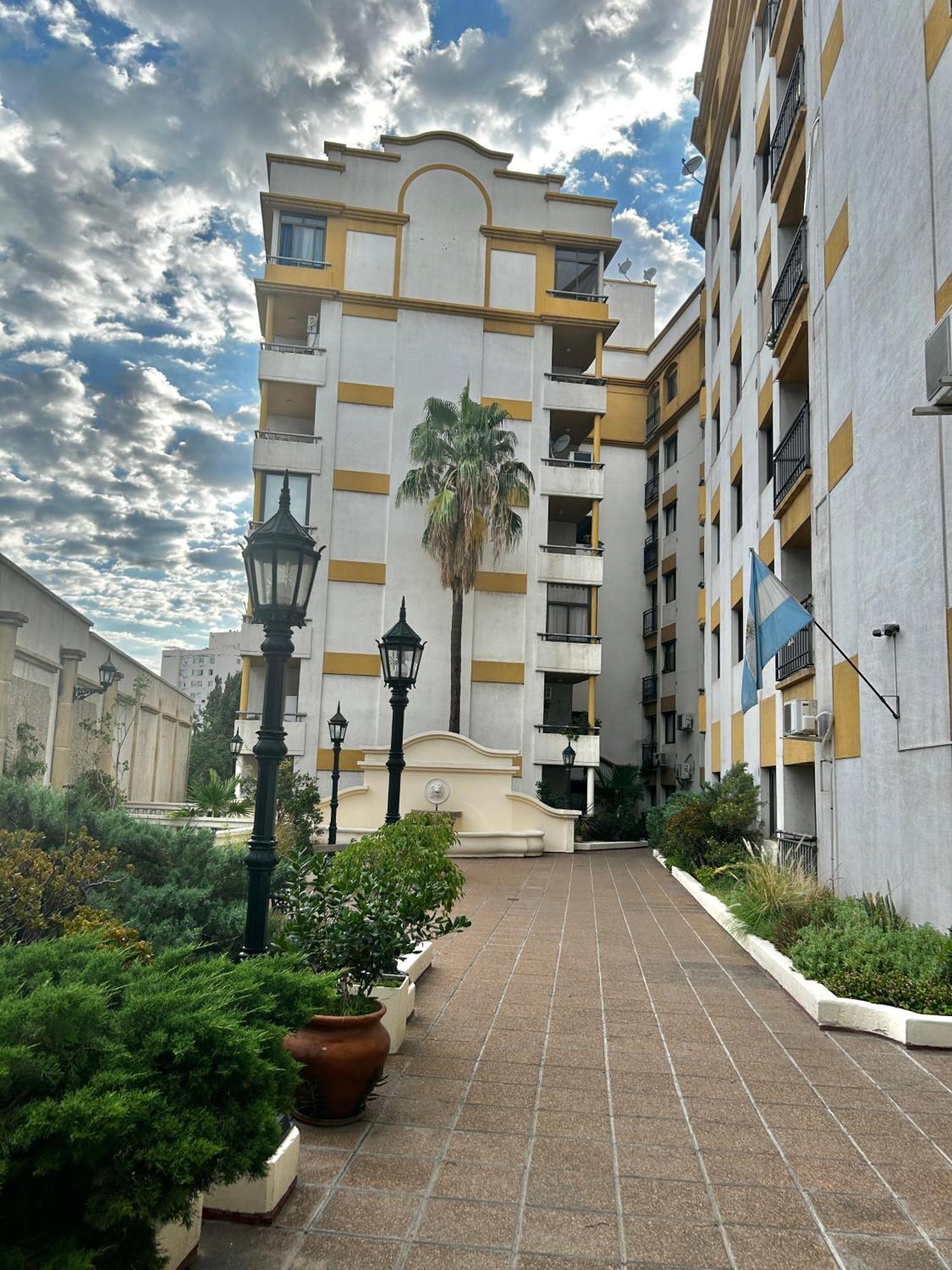 Departamento A 300 Metros Del Centro De La Ciudad Mendoza