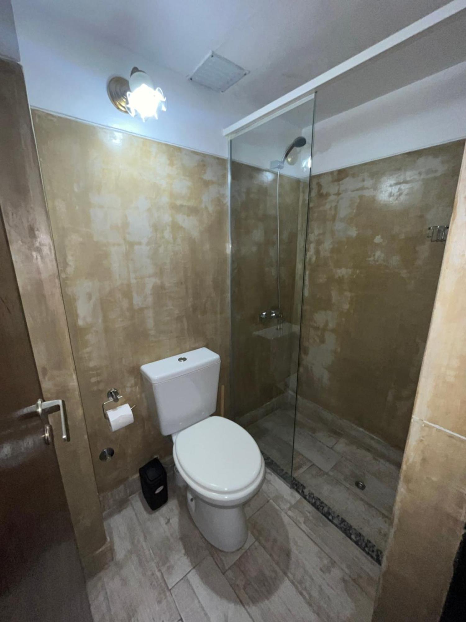 Departamento Espana A 3 Cuadras Plaza Independencia *