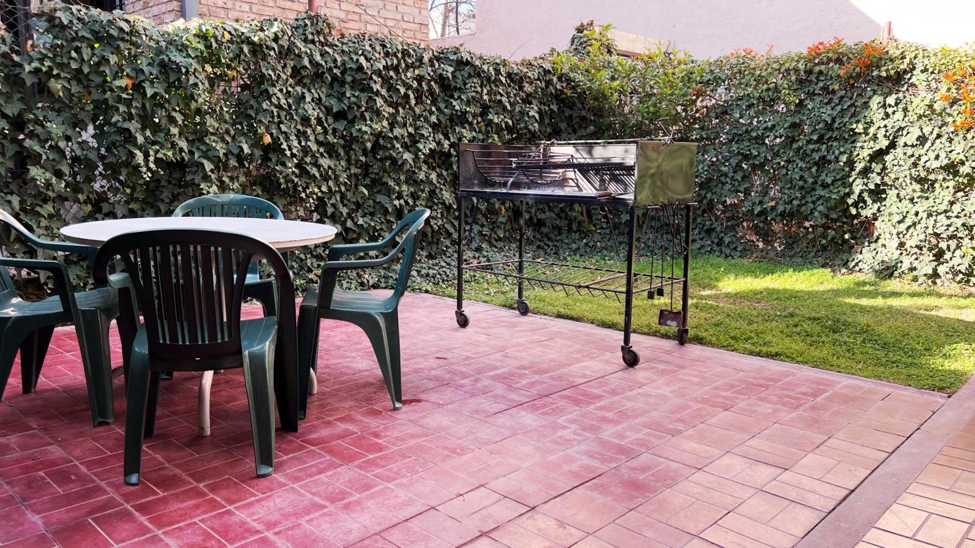 Duplex Con Chochera Techada * Mendoza
