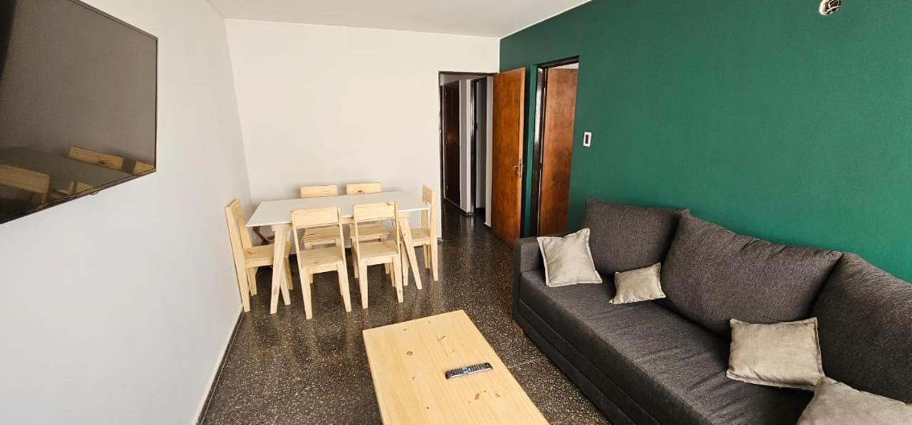 Dpto Primitivo Apartment *