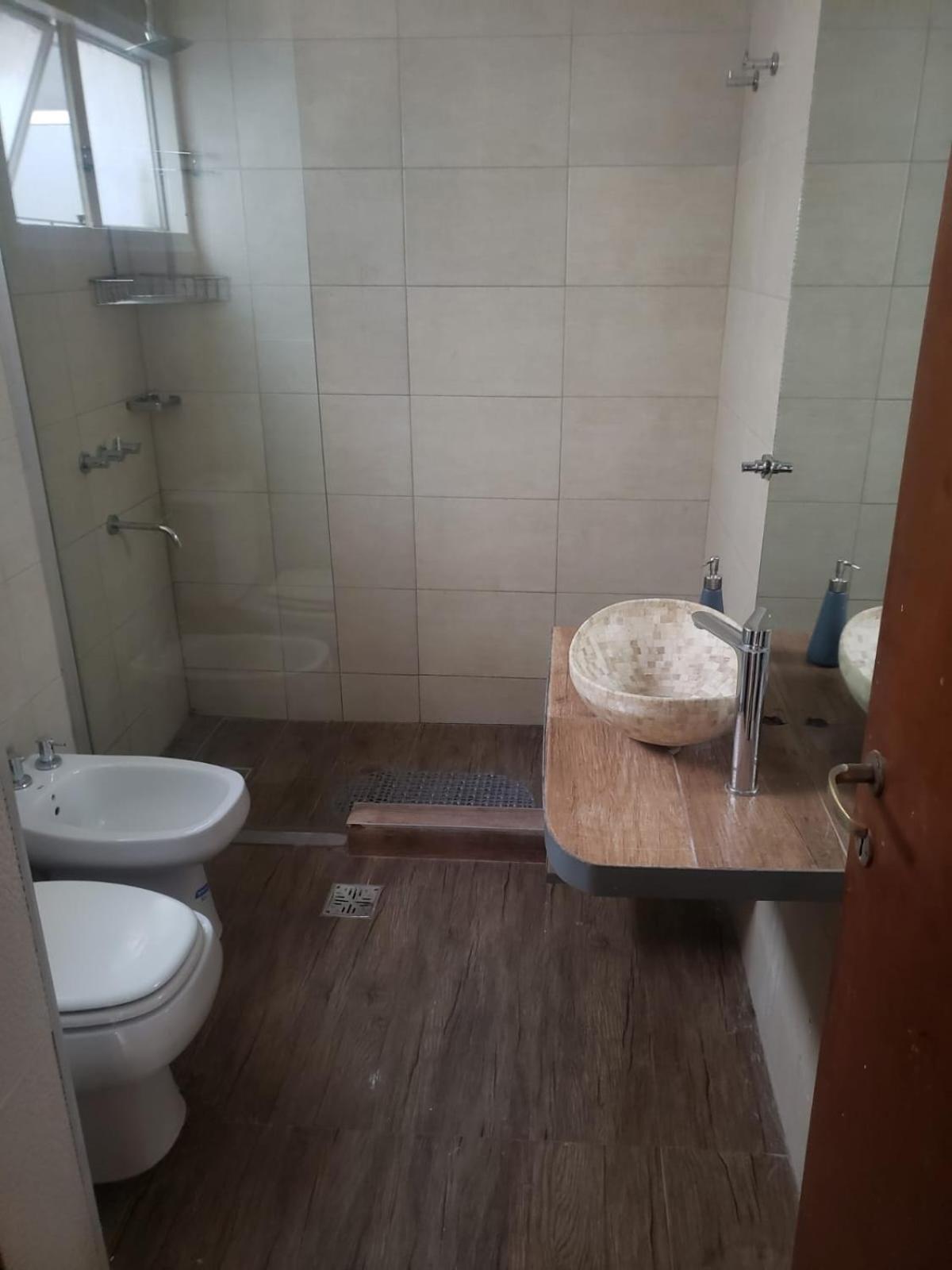 Departamento Ubicadisimo Calle Chile Con Estacionamiento Incluido Capital 2 * Mendoza