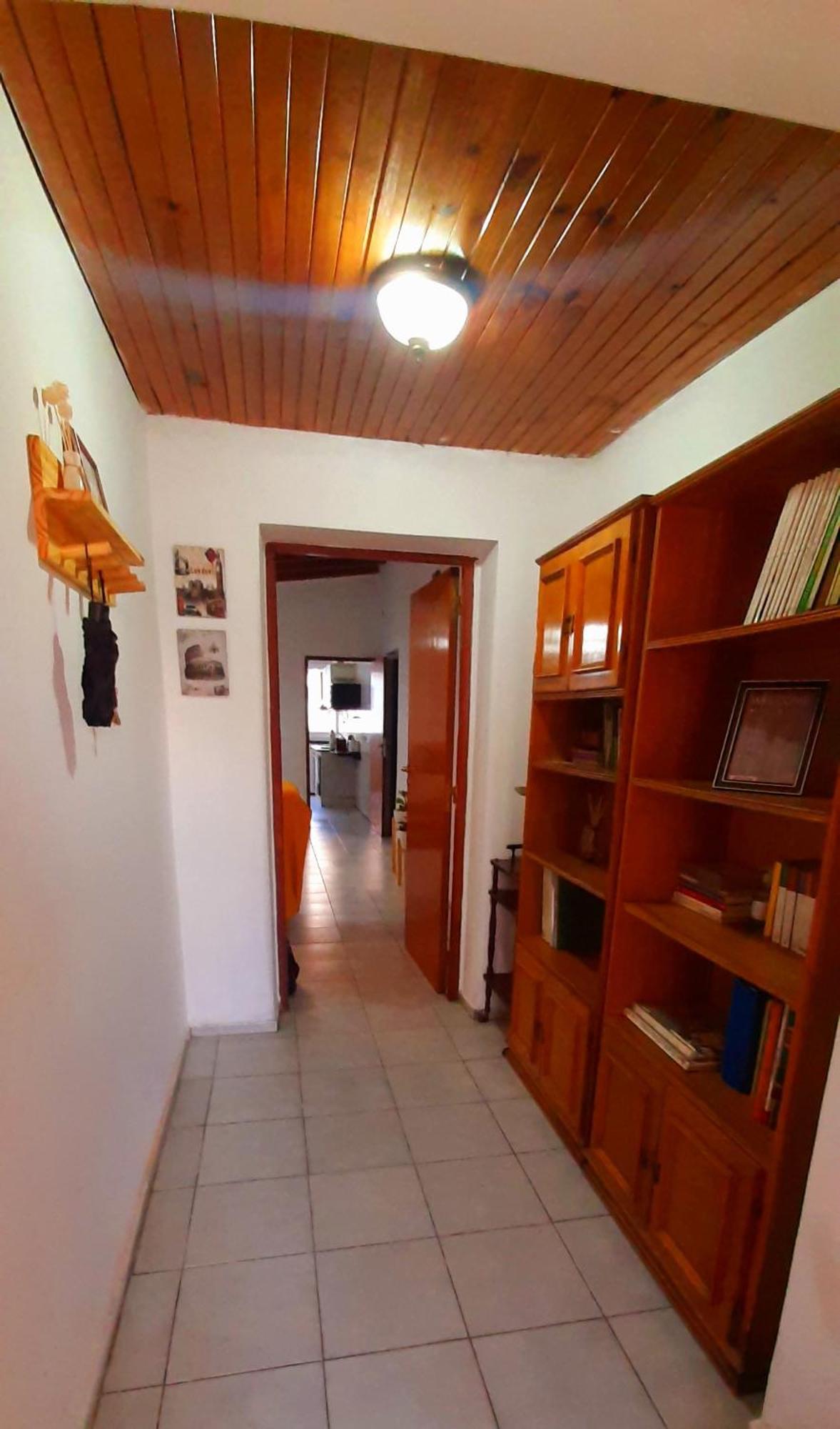 Casa Ideal Turistas En Mendoza, Ubicacion Perfecta, Patio Con Parrilla Y Parking Privado Gratis A 100 Mts