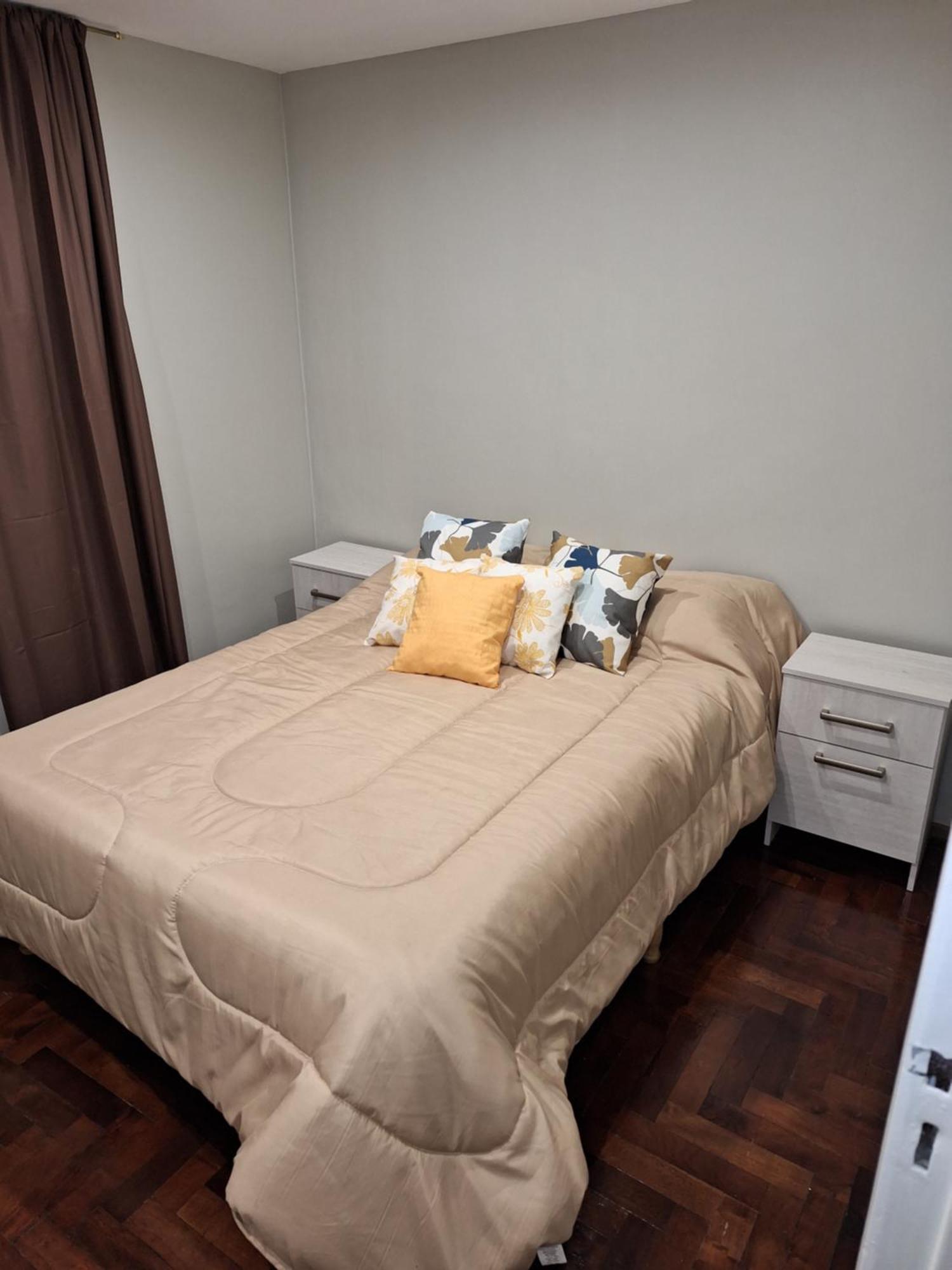 Pedro Molina Apartment *