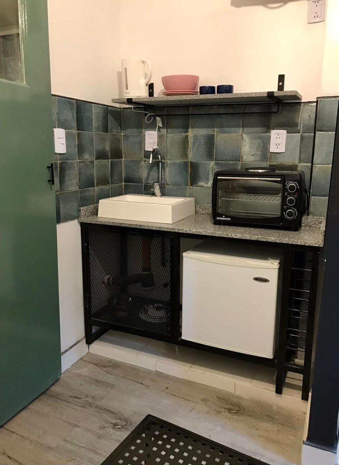 Monoambiente En Zona Residencial *