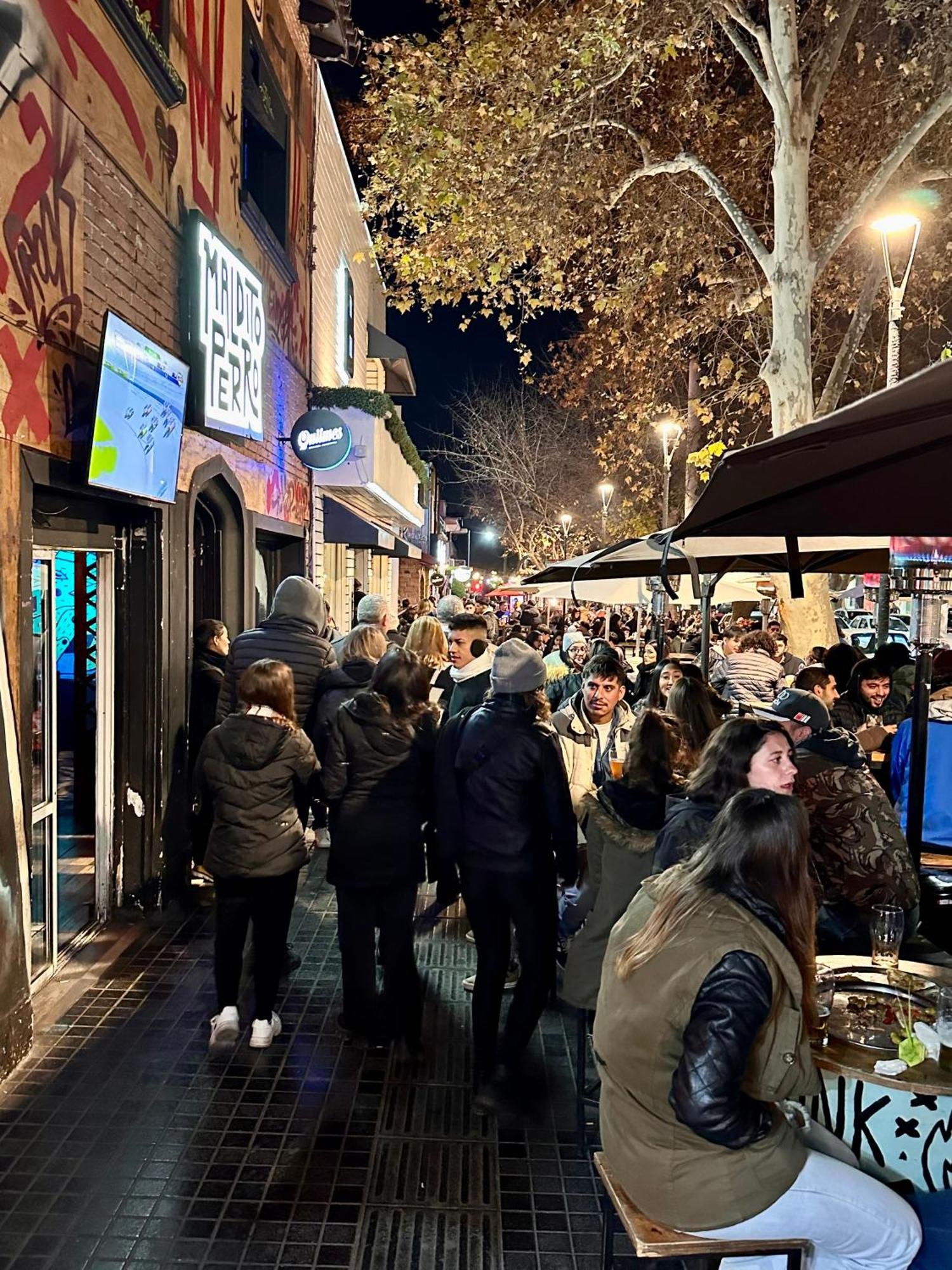 Departamento En Calle Aristides, Mejor Zona Turistica * Mendoza