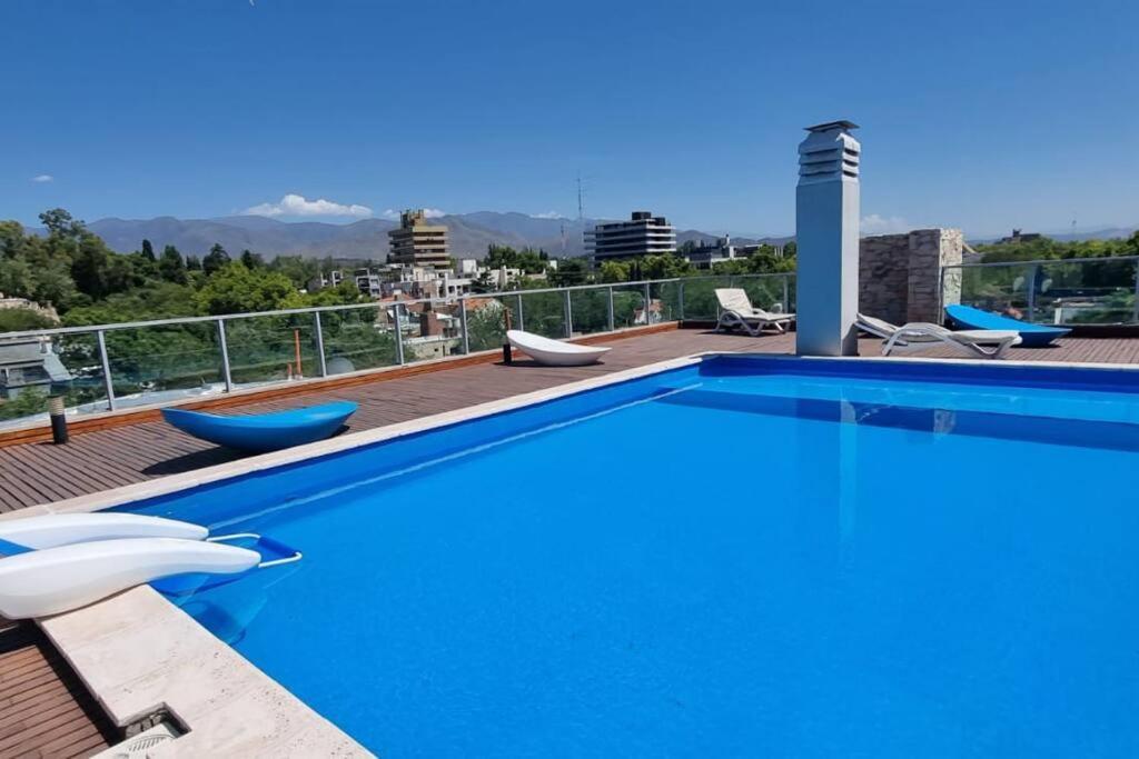 Pileta Con Vistas Panoramicas, Seguridad Y Cochera Mendoza