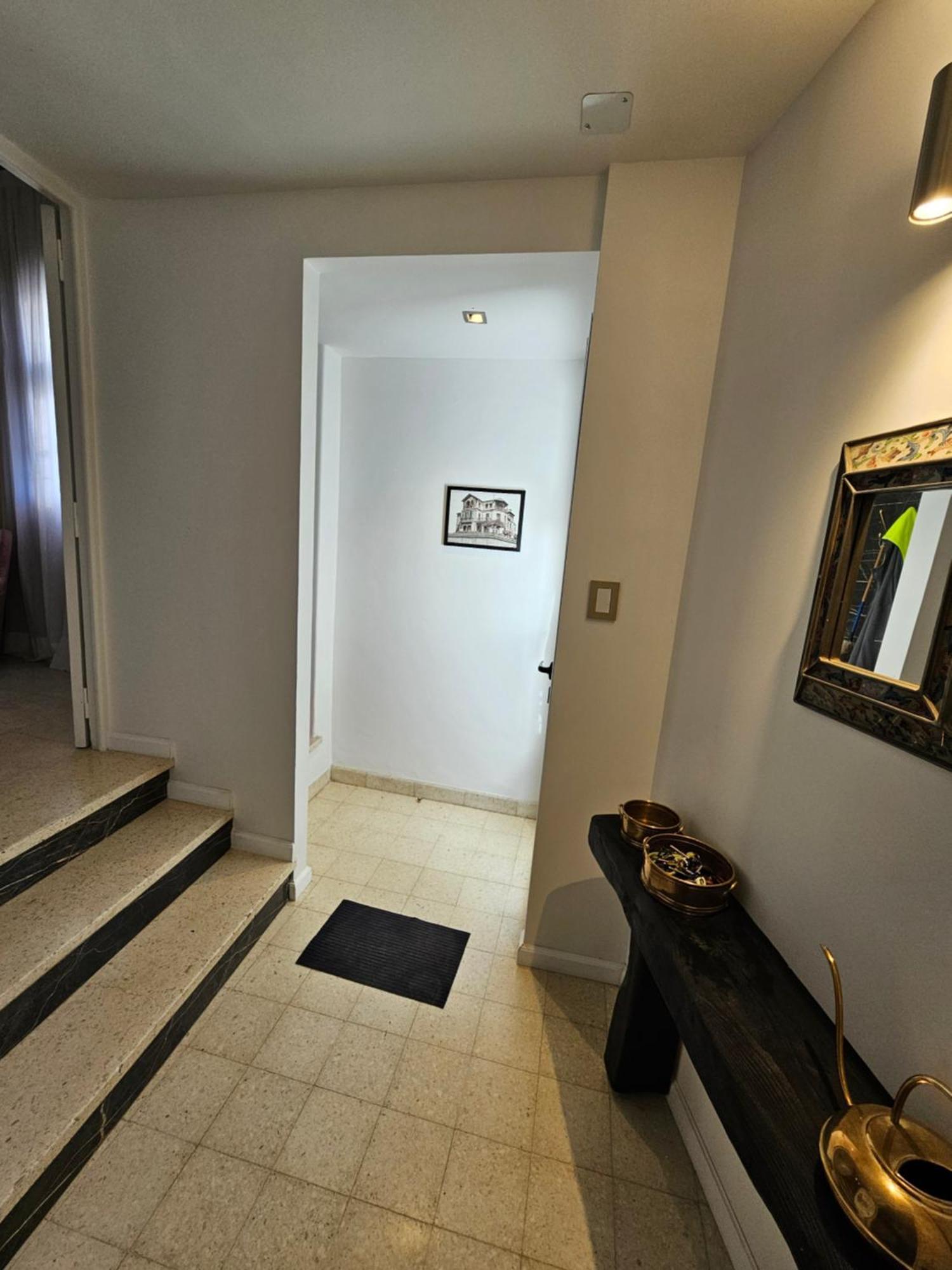 Apartamento Tiburcio Benegas 816 *