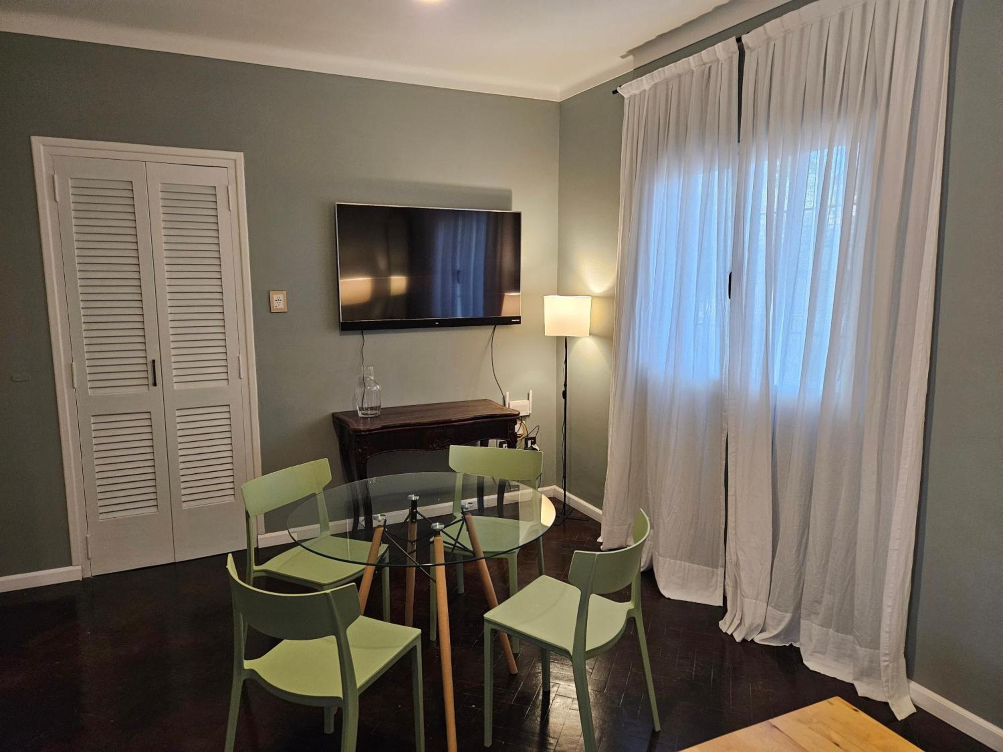 Apartamento Tiburcio Benegas 816