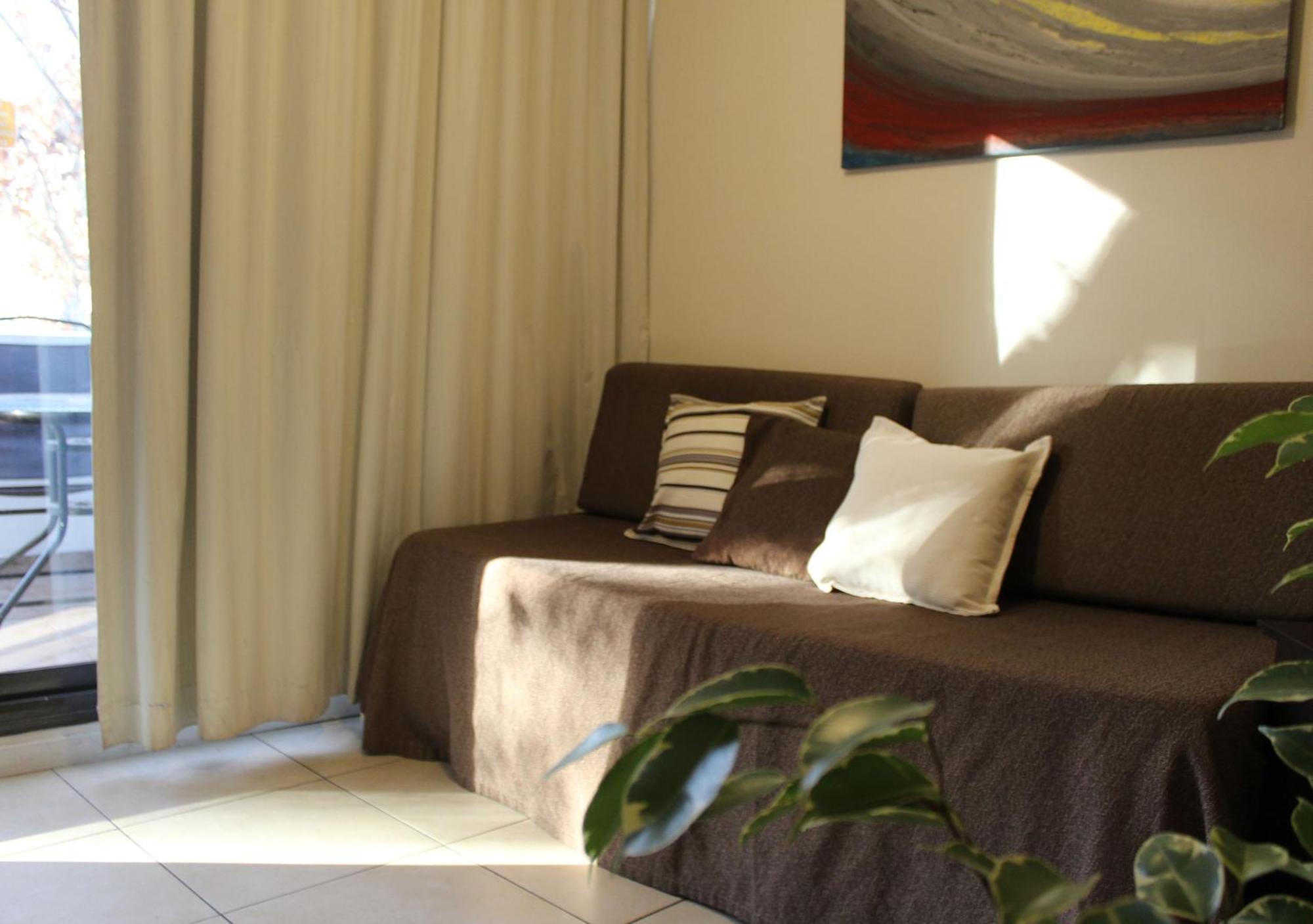 Uvas Apartahotel Mendoza
