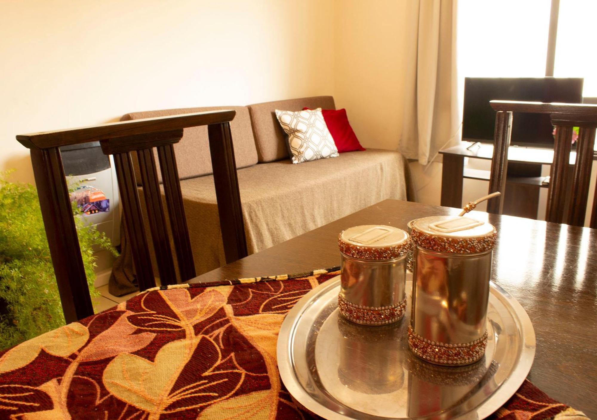 Uvas Apartahotel 3*