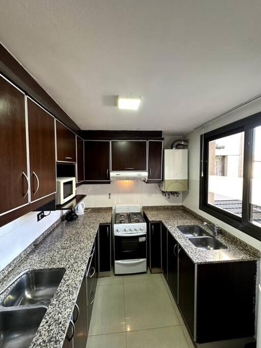 Departamento Excelente Ubicacion Con Cochera Apartamento