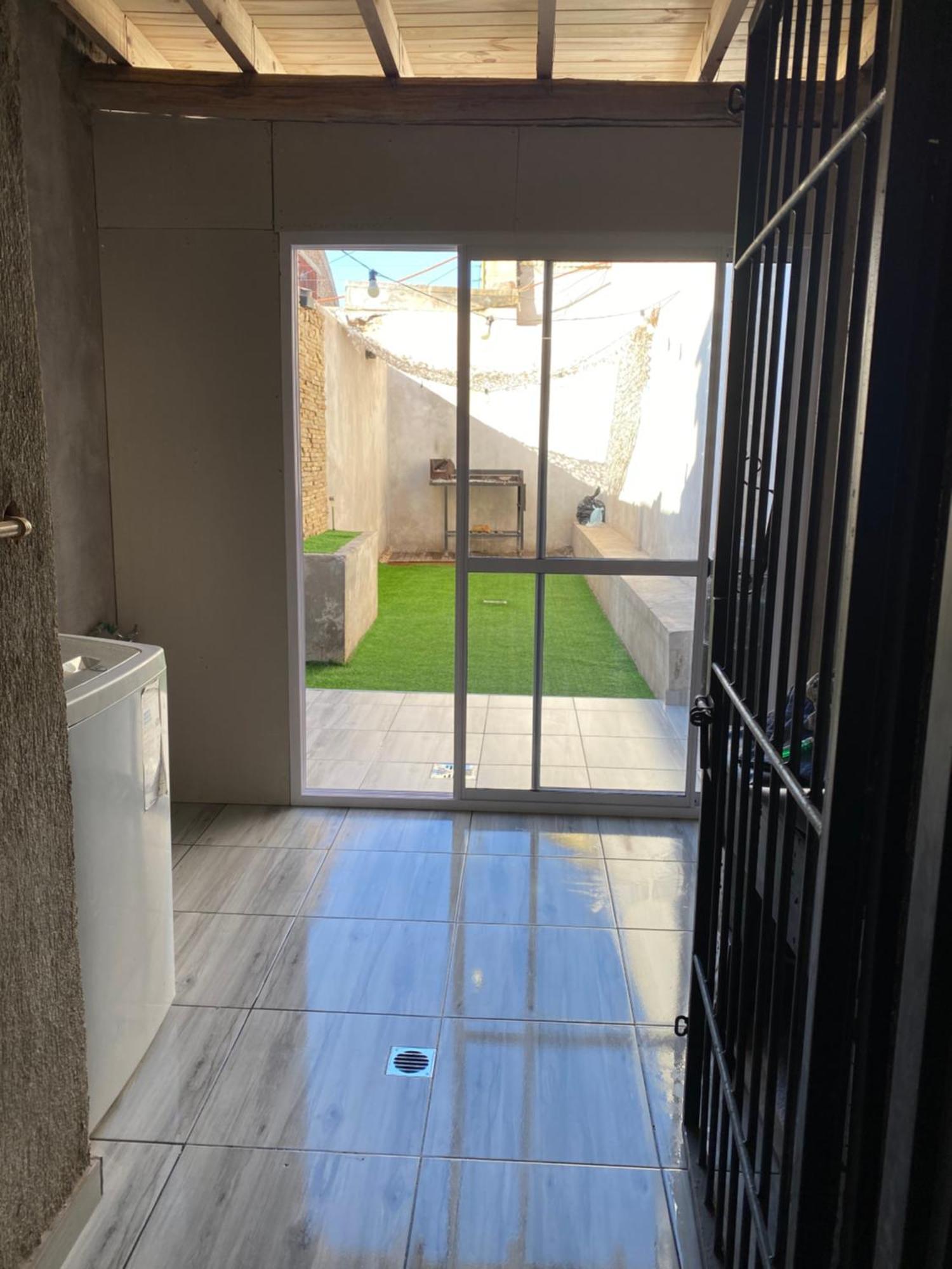 Casa Moderna En Zona Centrica * Mendoza