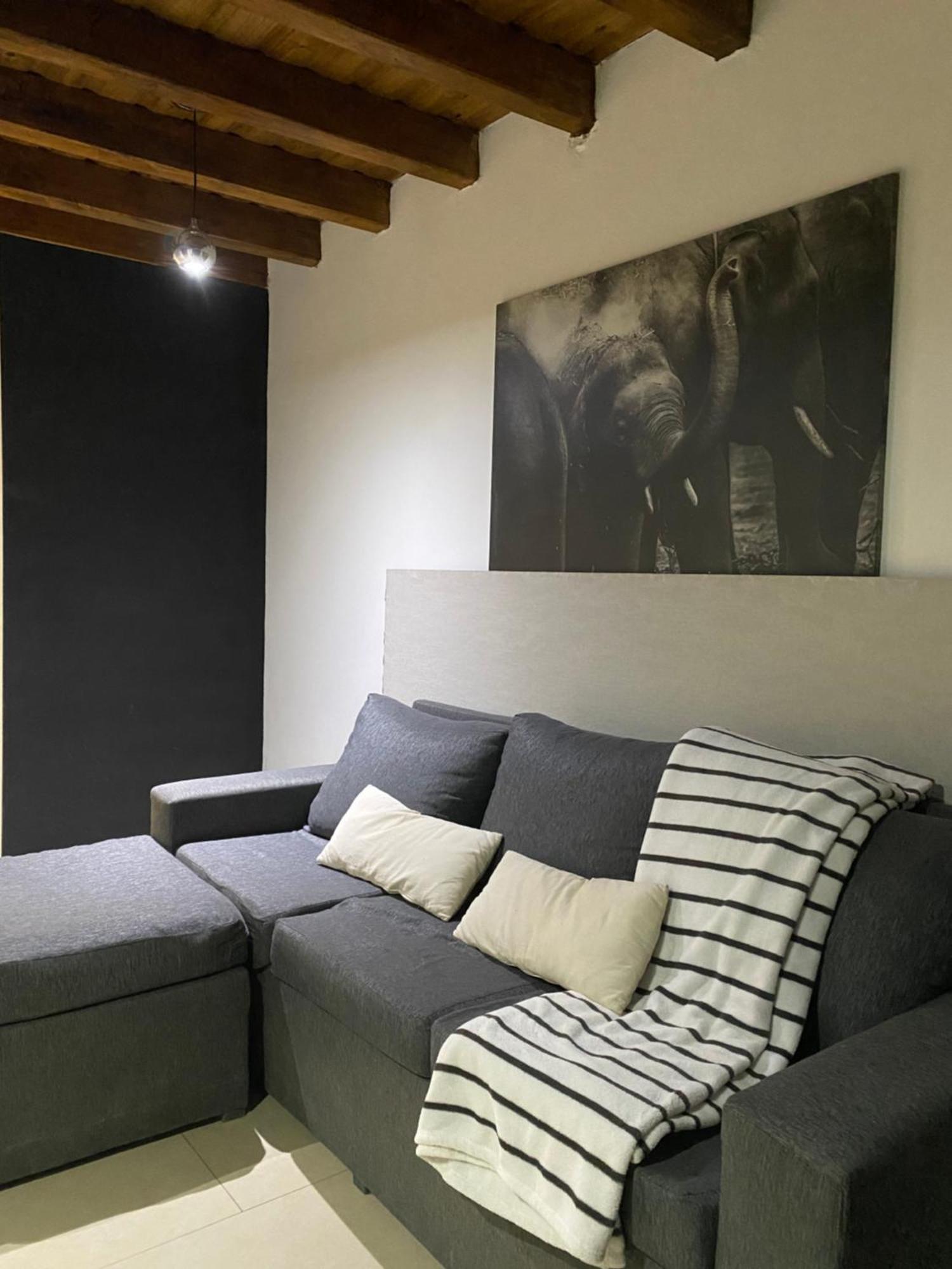 Casa Moderna En Zona Centrica *