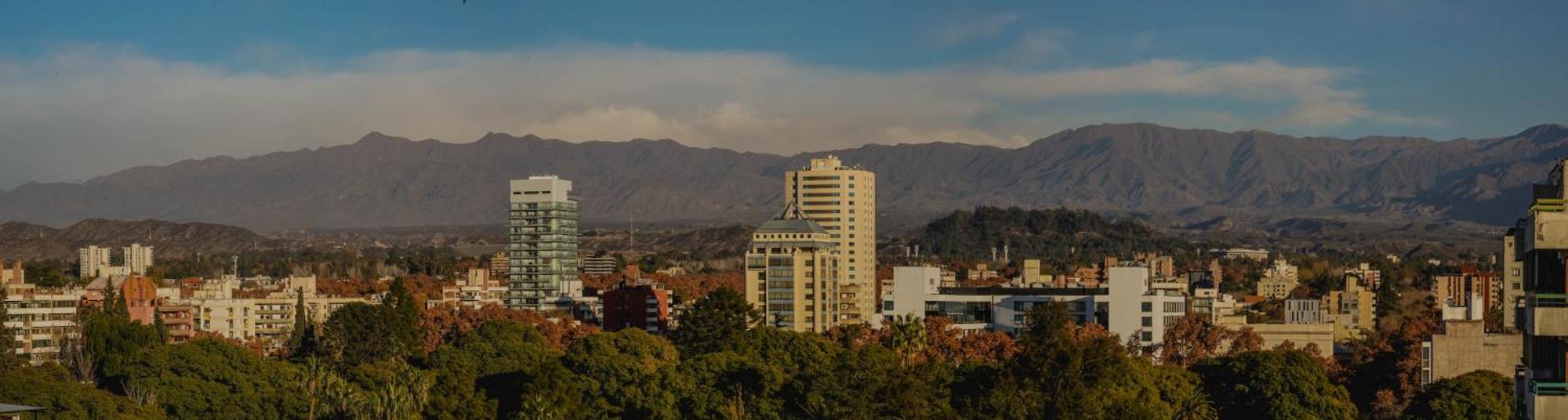 Hotel Mendoza 3*