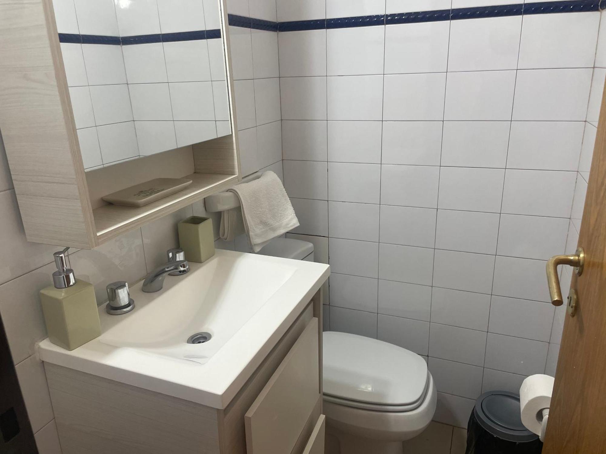 Duplex Con Terraza Y Estacionamiento * Mendoza