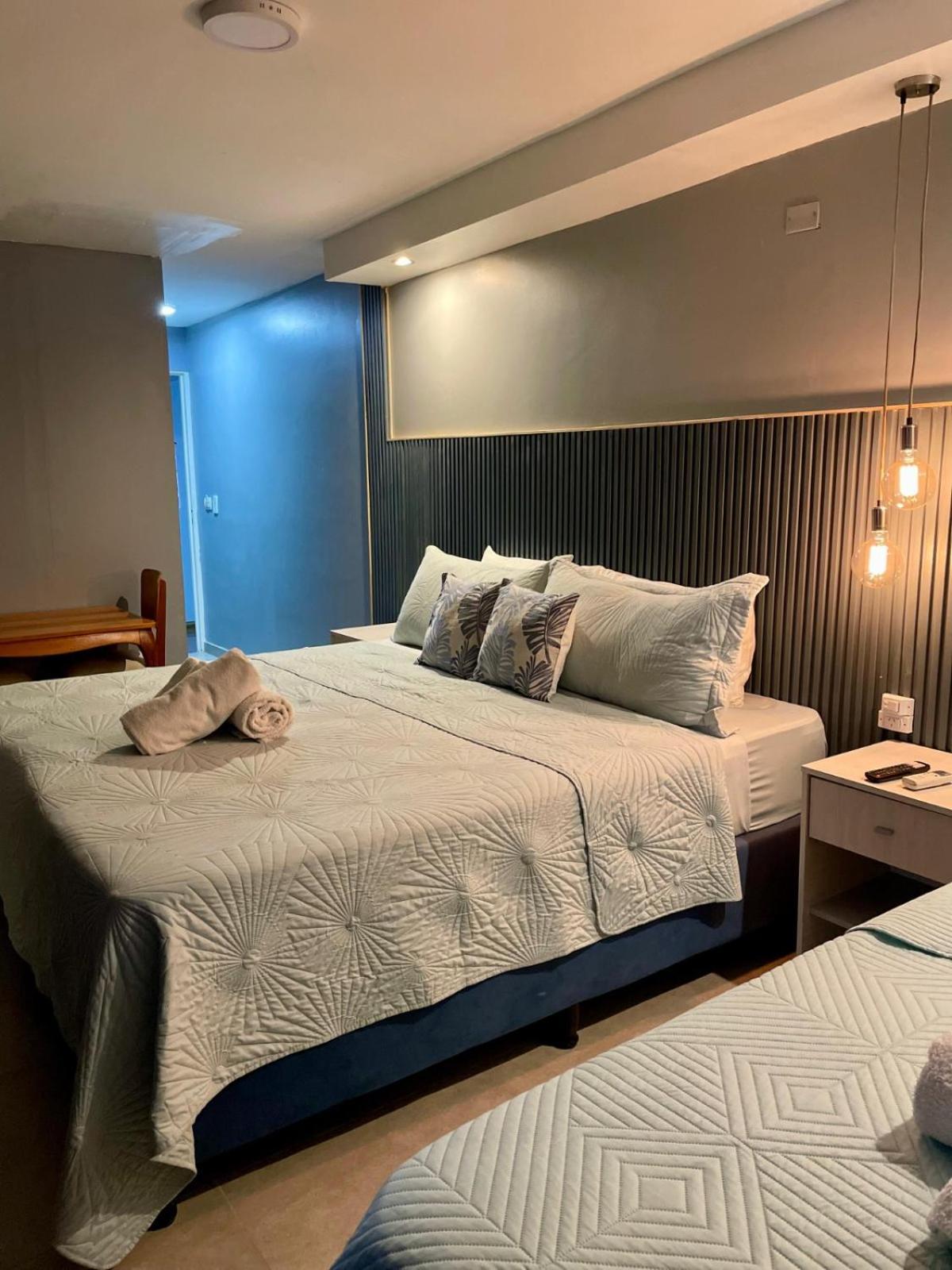 Esencial Hotel