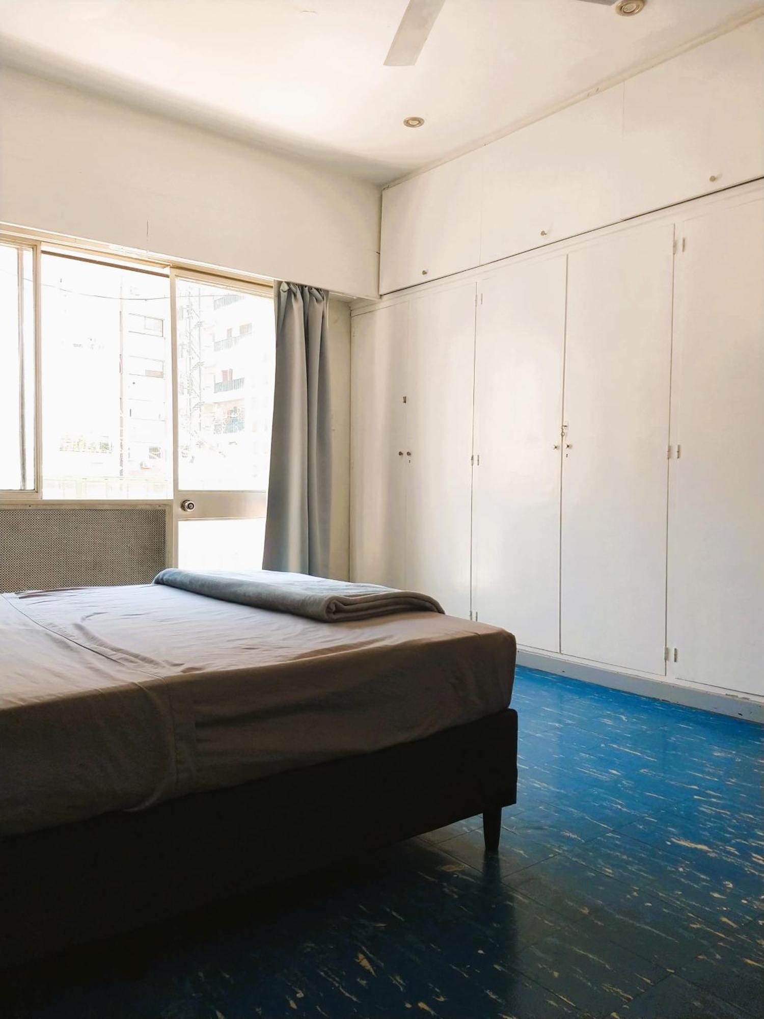 Habitación en casa particular Con Bano Compartido En Departamento Mid Century Modern Mendoza