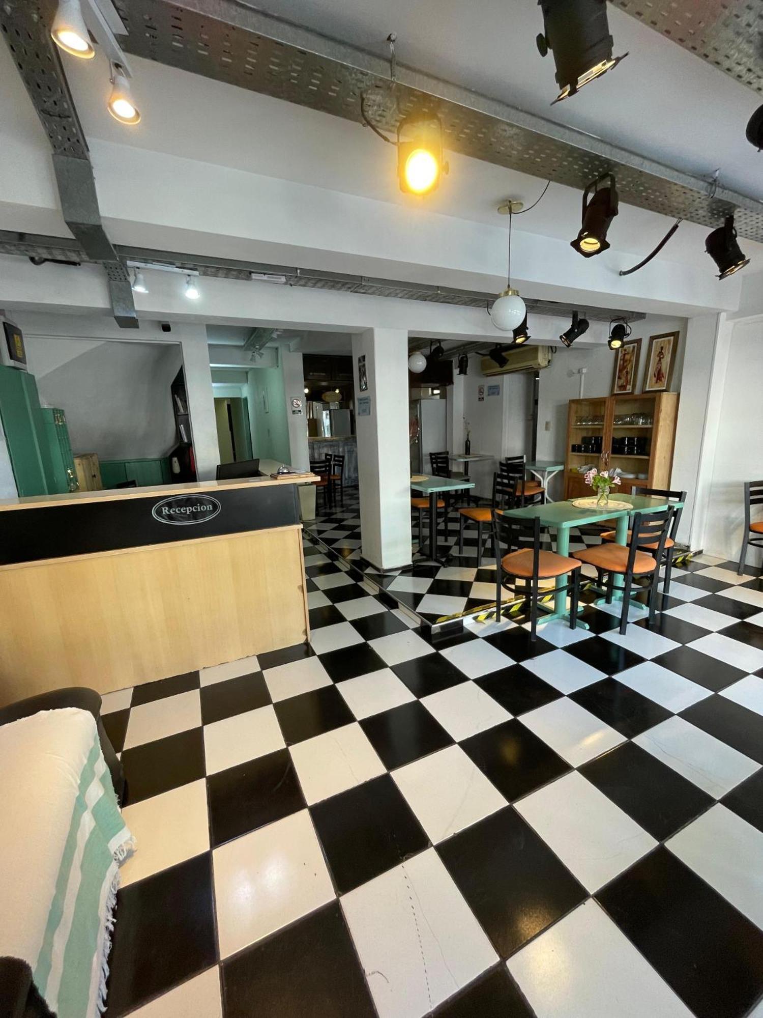 Hotel Juan B Justo 2*
