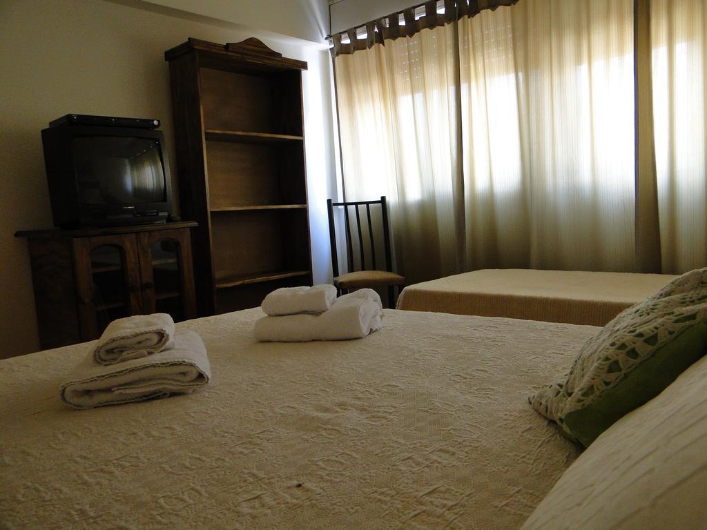Let * Mendoza