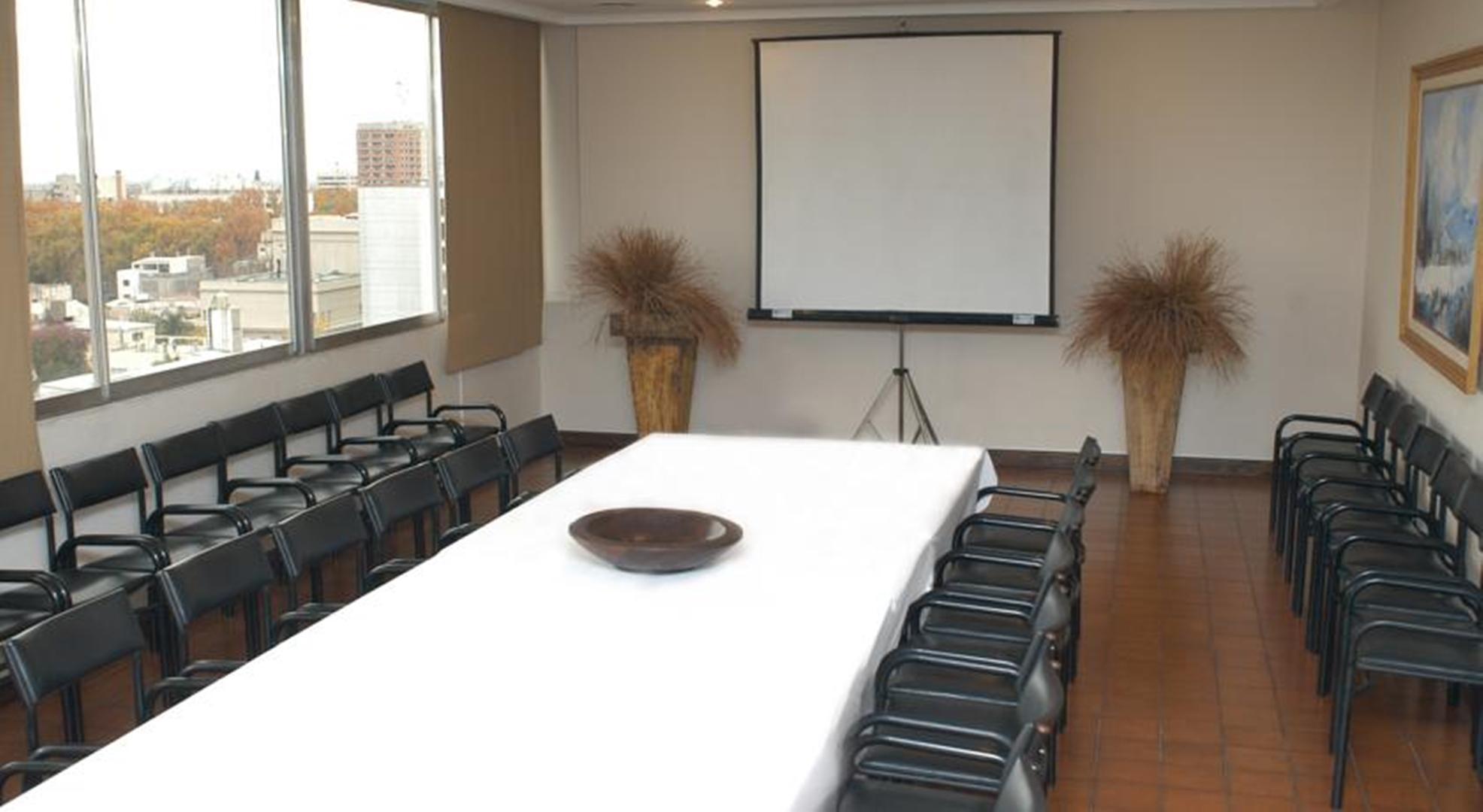 Internacional Hotel 3*