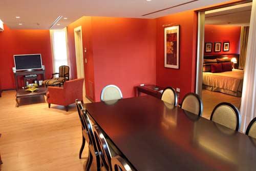 Millennium Condominio Suites 4*