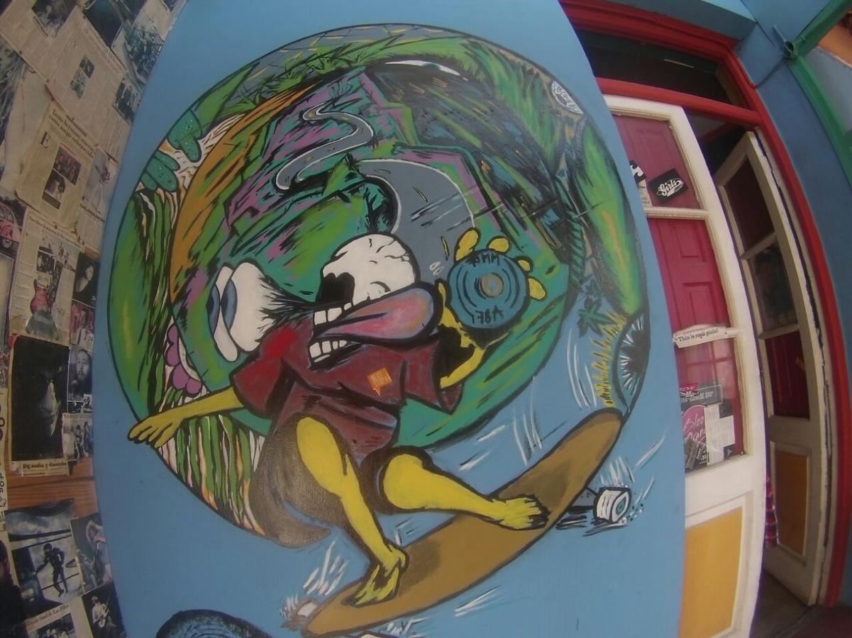 Hostal Longboard House *