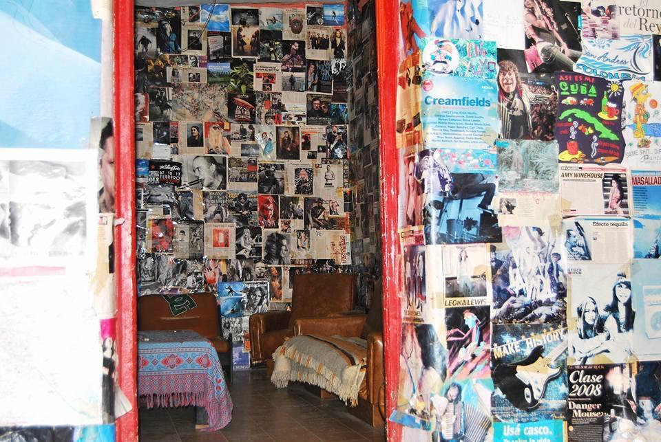 Longboard House Hostal *