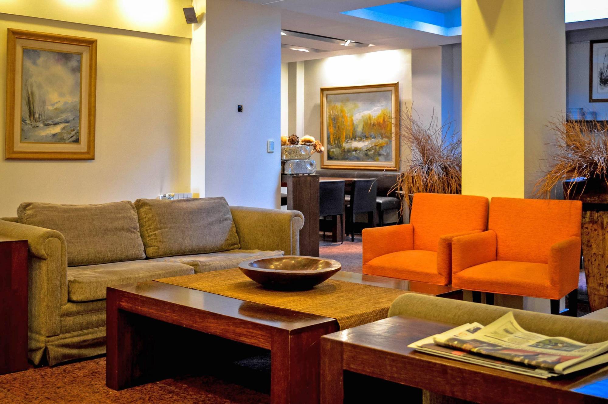 Internacional Hotel