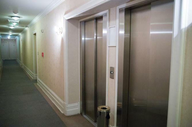 Apartamento Lujoso Departamento En Inmejorable Zona En Con Vista A La Montaña *